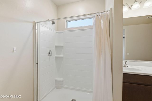 8872 W Curzon Road, Marana, AZ 85653