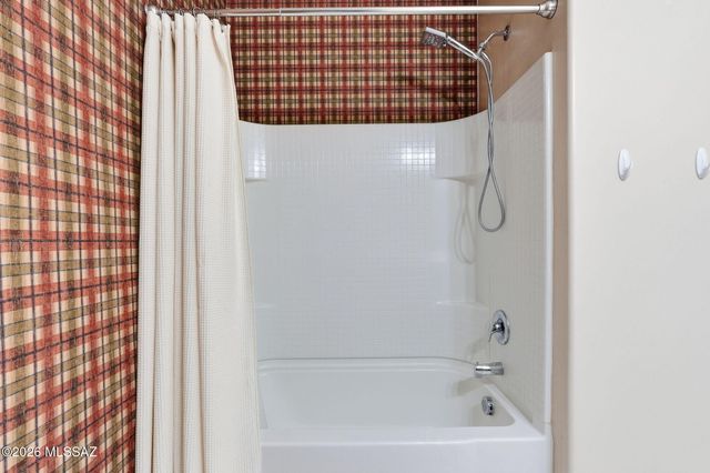 8872 W Curzon Road, Marana, AZ 85653