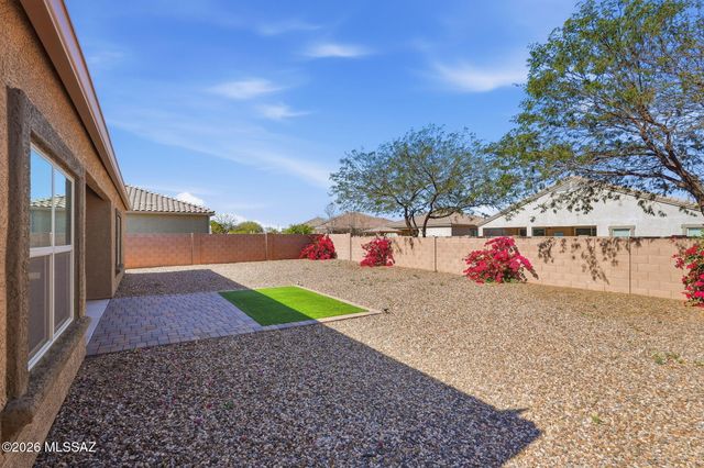 8872 W Curzon Road, Marana, AZ 85653