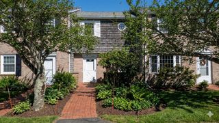 8 Captain Cook Lane UNIT 8, Centerville, MA 02632