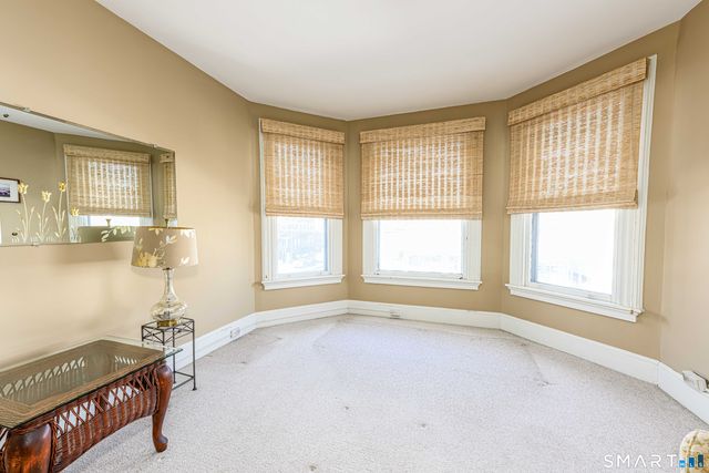 821 State Street, New Haven, CT 06511