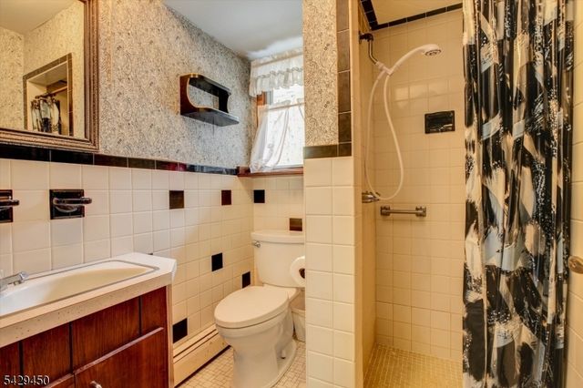 49 Frog Hollow Rd, Tewksbury Twp., NJ 07830