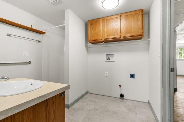 2009 S 10TH STREET, Manitowoc, WI 54220