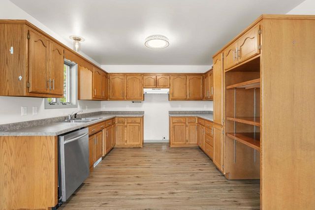2009 S 10TH STREET, Manitowoc, WI 54220