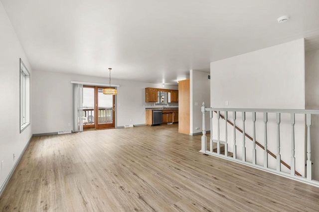 2009 S 10TH STREET, Manitowoc, WI 54220