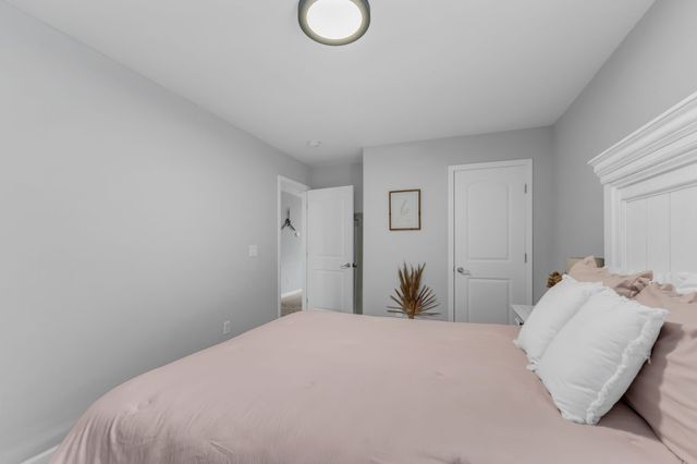 208 Cedar Place Row, Nashville, TN 37221