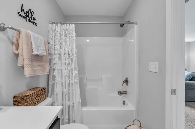 208 Cedar Place Row, Nashville, TN 37221