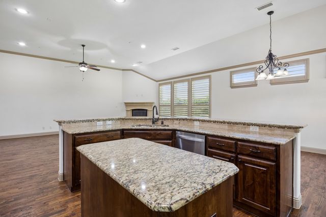6814 Springwood Lane, Garland, TX 75044