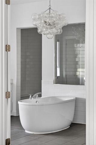 534 Prairie Clover DR, Dripping Springs, TX 78620