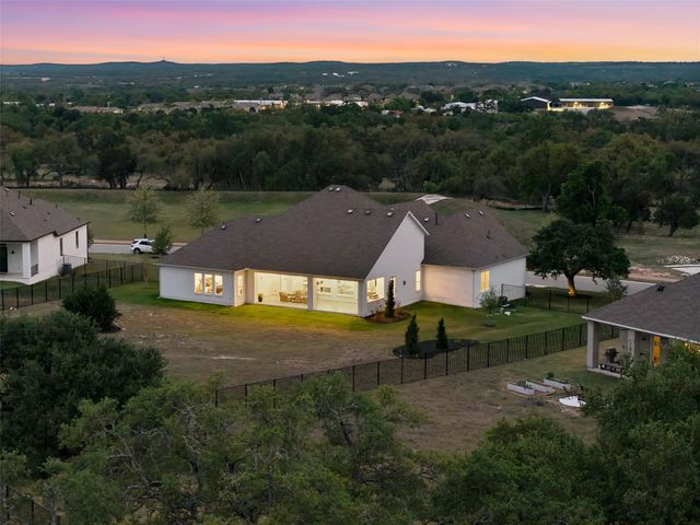 534 Prairie Clover DR, Dripping Springs, TX 78620