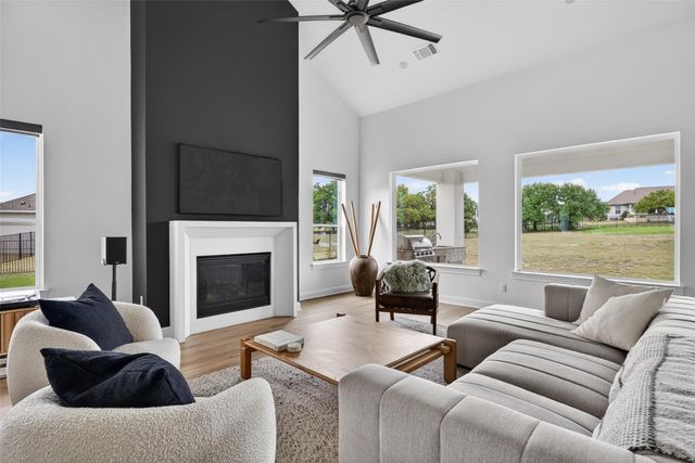 534 Prairie Clover DR, Dripping Springs, TX 78620