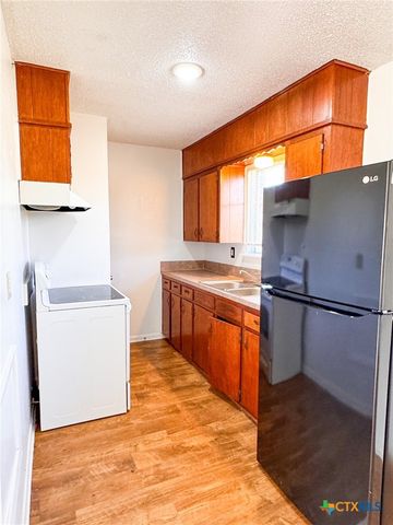 408 Sunset Lane A & B, Copperas Cove, TX 76522