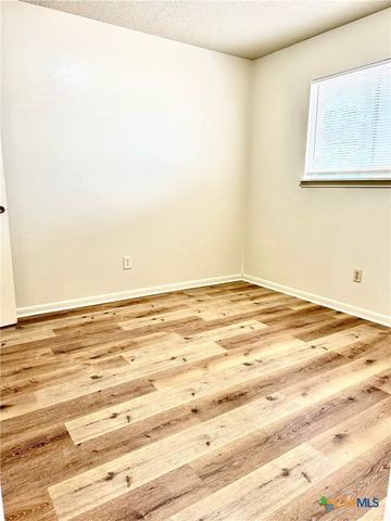 408 Sunset Lane A & B, Copperas Cove, TX 76522