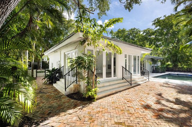 0600 Santurce Ave, Coral Gables, FL 33143