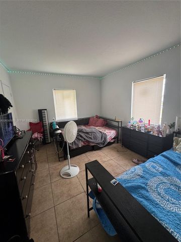 8456 NW 4th Ct 8456, Miami, FL 33150