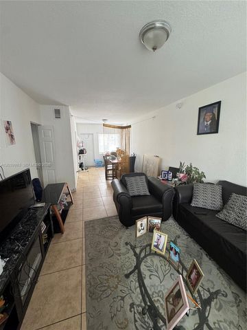 8456 NW 4th Ct 8456, Miami, FL 33150