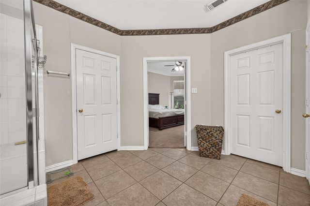 214 Kentwood Ridge Court, Sugar Land, TX 77479
