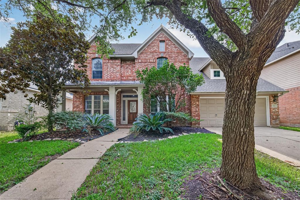 214 Kentwood Ridge Court, Sugar Land, TX 77479