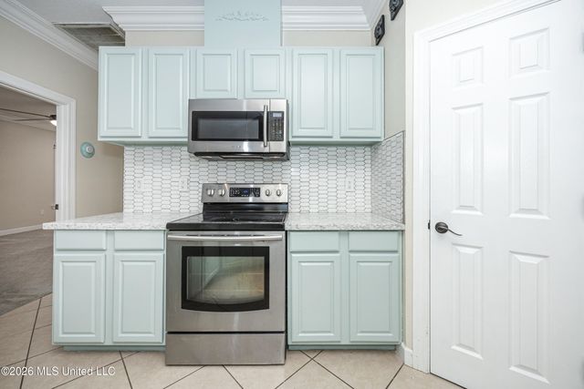 15208 Lisa Drive, Biloxi, MS 39532