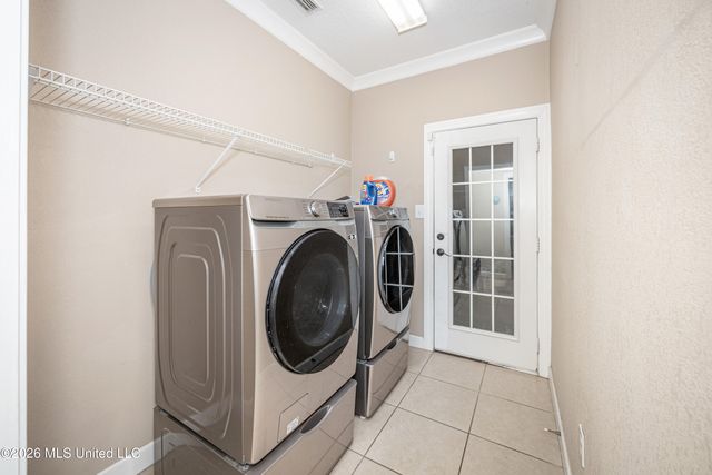 15208 Lisa Drive, Biloxi, MS 39532