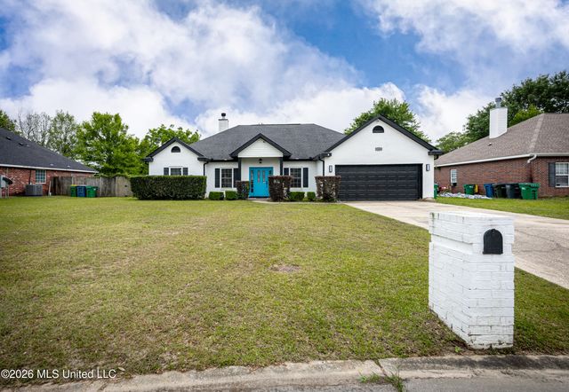 15208 Lisa Drive, Biloxi, MS 39532