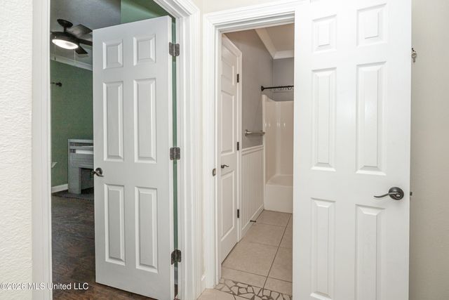 15208 Lisa Drive, Biloxi, MS 39532