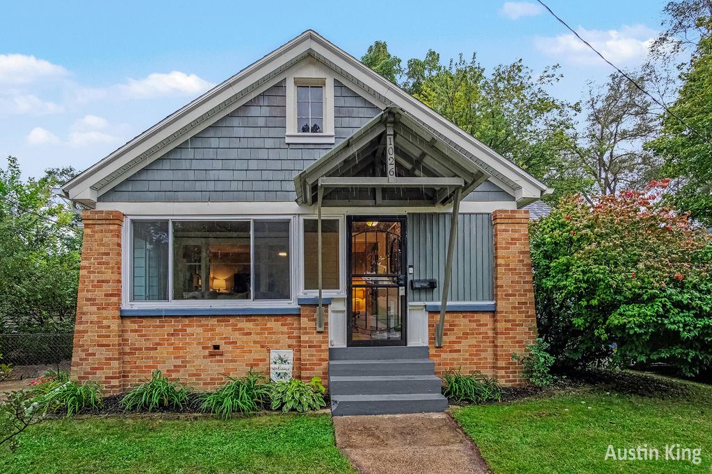 1026 Hollywood Street Ne, City Of Grand Rapids, MI 49505