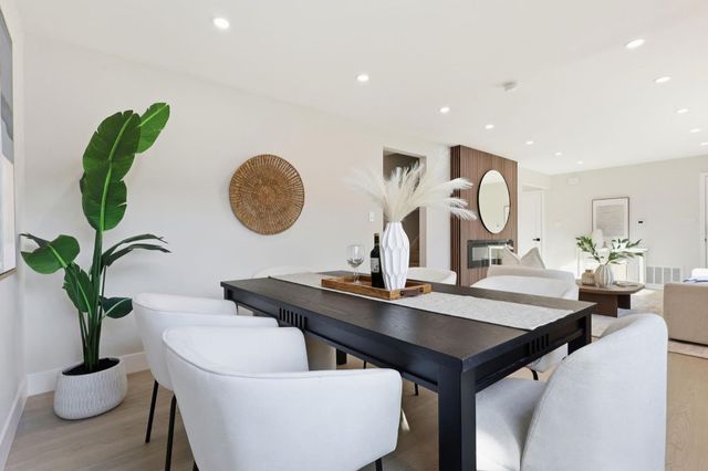 324 Glencourt Way, Pacifica, CA 94044