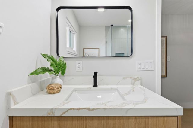 324 Glencourt Way, Pacifica, CA 94044