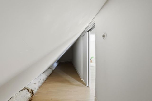 324 Glencourt Way, Pacifica, CA 94044