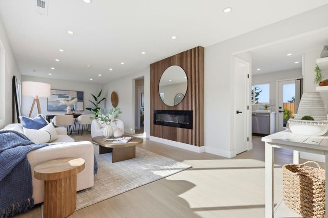 324 Glencourt Way, Pacifica, CA 94044