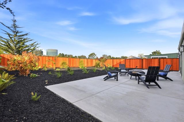 324 Glencourt Way, Pacifica, CA 94044