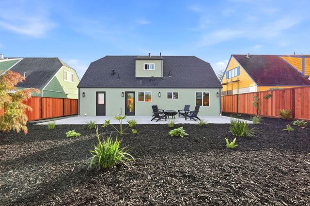 324 Glencourt Way, Pacifica, CA 94044