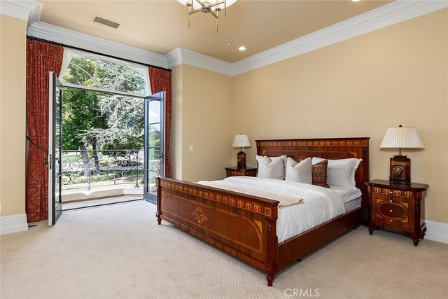 870 Fallen Leaf Road, Arcadia, CA 91006