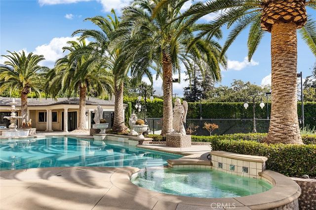 870 Fallen Leaf Road, Arcadia, CA 91006