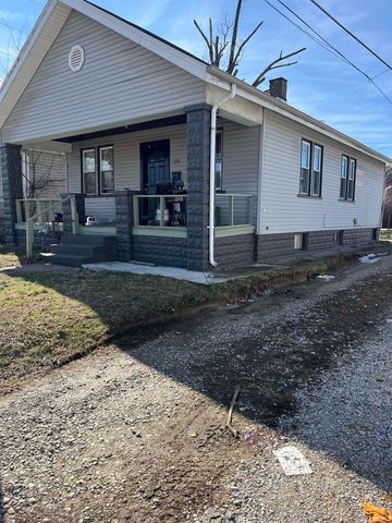 1015 Henning Avenue, Evansville, IN 47714