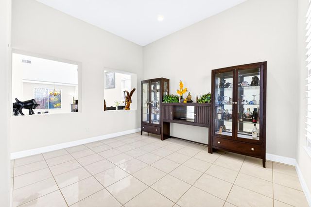 7905 Kawana Ct, Sacramento, CA 95829