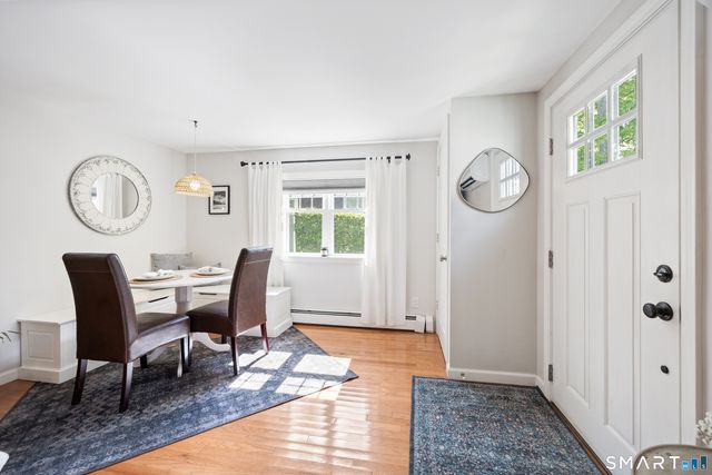 18 Willow Lane, Morris, CT 06763