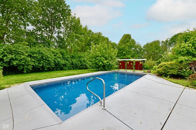 1035 Springwater Drive, Greenwood, IN 46143