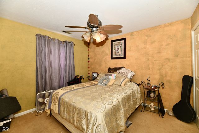 1035 Springwater Drive, Greenwood, IN 46143