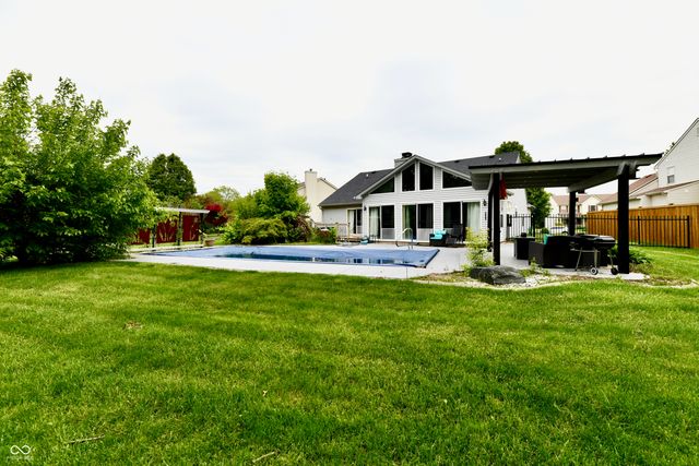 1035 Springwater Drive, Greenwood, IN 46143