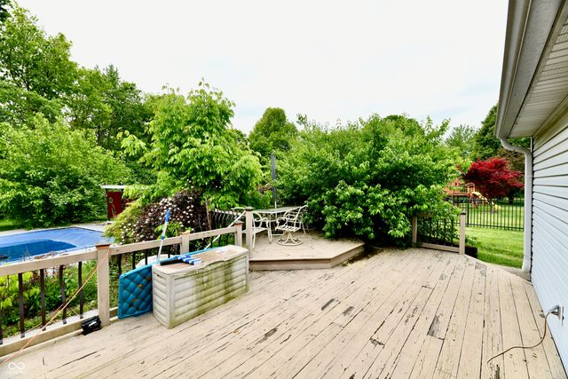 1035 Springwater Drive, Greenwood, IN 46143