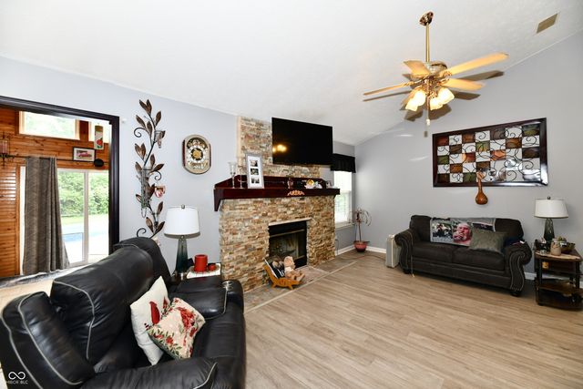 1035 Springwater Drive, Greenwood, IN 46143