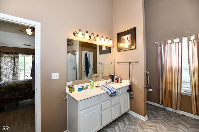 1035 Springwater Drive, Greenwood, IN 46143