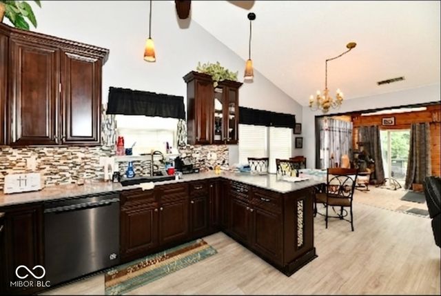 1035 Springwater Drive, Greenwood, IN 46143