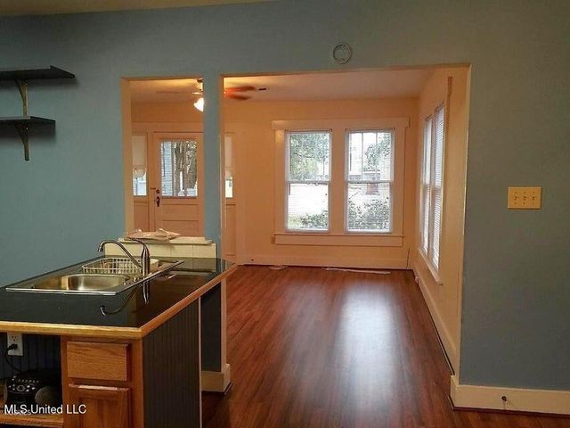 108 N Burke Avenue, Long Beach, MS 39560