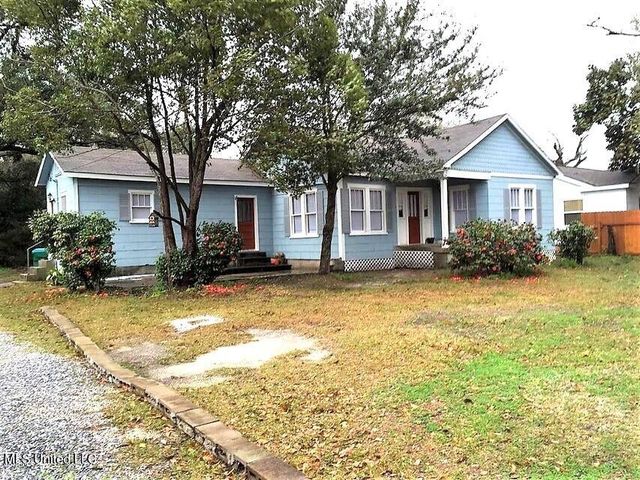 108 N Burke Avenue, Long Beach, MS 39560