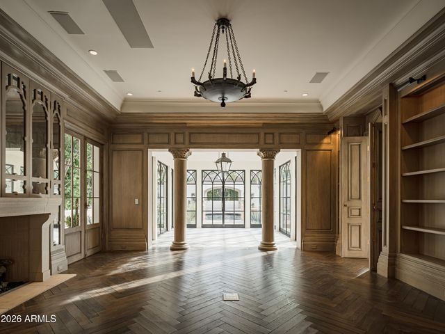 6415 E EXETER Boulevard, Scottsdale, AZ 85251