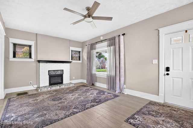 4509 Meridale Ave, Louisville, KY 40214