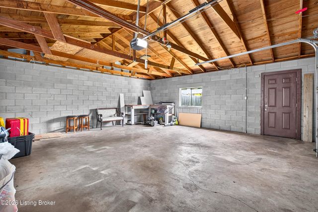 4509 Meridale Ave, Louisville, KY 40214